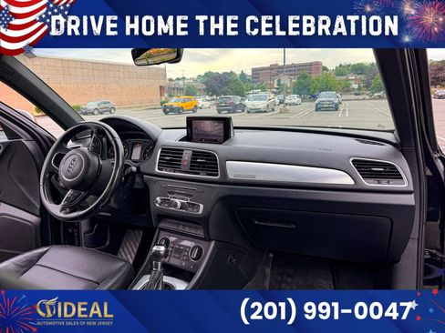 Used 2018 Audi Q3 2.0T Premium w/ Convenience Package AWD/4WD image 21