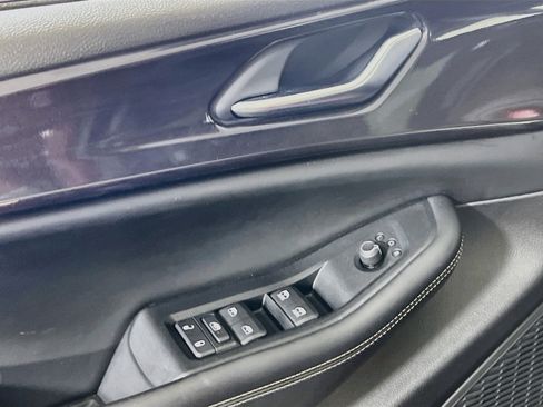 Used 2023 Jeep Grand Cherokee L Laredo image 17