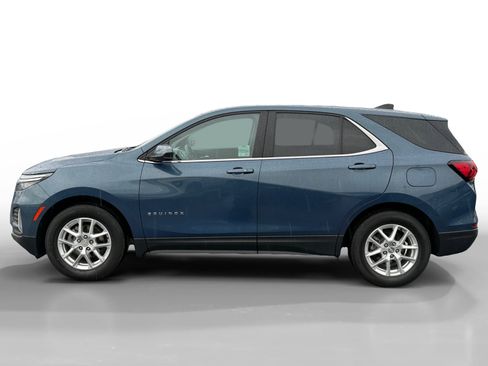 Used 2024 Chevrolet Equinox LT image 2