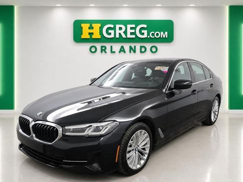 Used 2023 BMW 530i xDrive w/ Premium Package AWD/4WD image 4