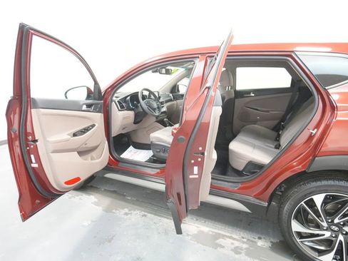 Used 2019 Hyundai Tucson Sport image 21