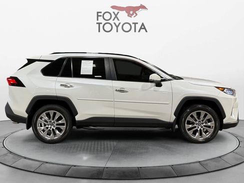 Used 2019 Toyota RAV4 Limited w/ Advanced Technology Package AWD/4WD image 7