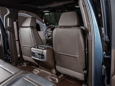 Used 2020 GMC Sierra 2500 Denali w/ Denali Ultimate Package image 32