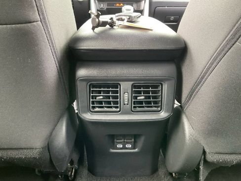 Used 2024 Toyota RAV4 XLE AWD/4WD image 23