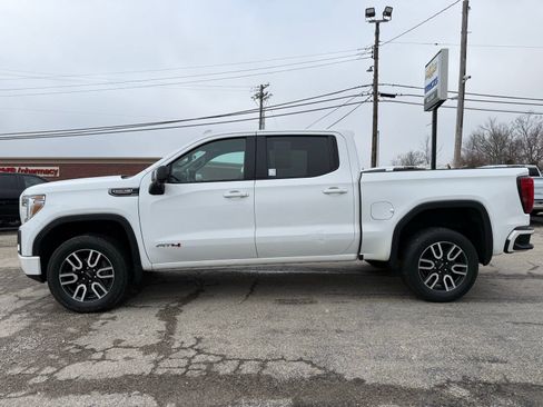 Used 2021 GMC Sierra 1500 AT4 w/ AT4 Value Package AWD/4WD image 5