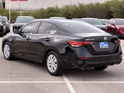 Used 2021 Nissan Sentra S image 4