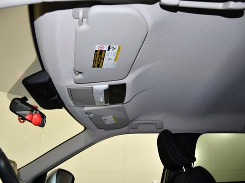 Used 2022 Mitsubishi Outlander ES AWD/4WD image 38