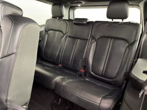 Used 2024 Jeep Wagoneer Series II w/ Flexible Seating Group RWD image 45