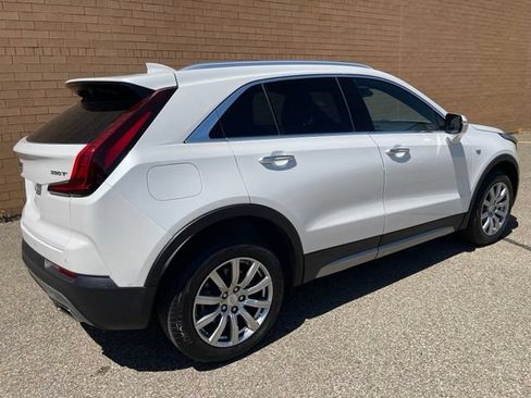 Certified 2023 Cadillac XT4 Premium Luxury w/ Cold Weather Package AWD/4WD image 3