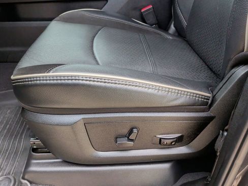 Used 2024 RAM 2500 Laramie w/ Night Edition AWD/4WD image 13