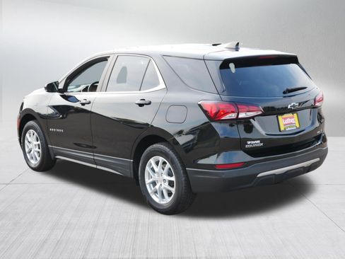 Used 2023 Chevrolet Equinox LT AWD/4WD image 5