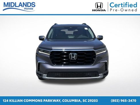 Certified 2025 Honda Pilot Touring image 2