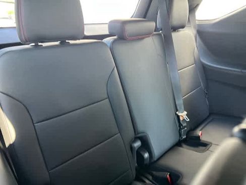 Used 2025 Chevrolet Traverse Z71 w/ Enhanced Driving Package AWD/4WD image 25