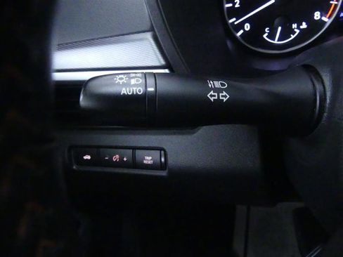 Used 2024 Nissan Altima 2.5 SR FWD image 17