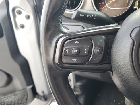 Certified 2018 Jeep Wrangler Unlimited Sport S image 24