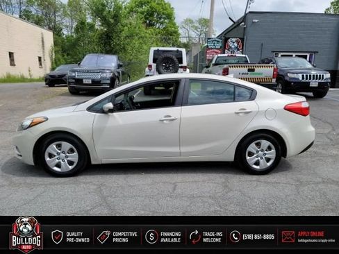 Used 2015 Kia Forte LX FWD image 9