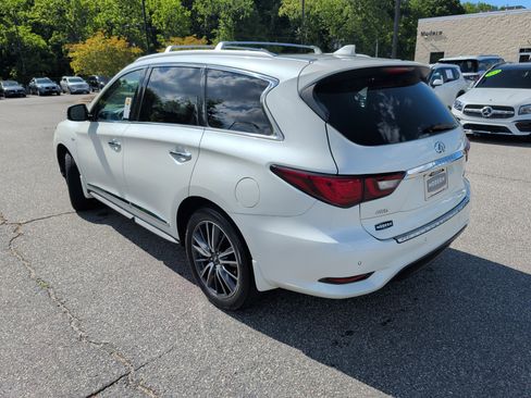 Used 2019 INFINITI QX60 Luxe w/ Sensory Package AWD/4WD image 5