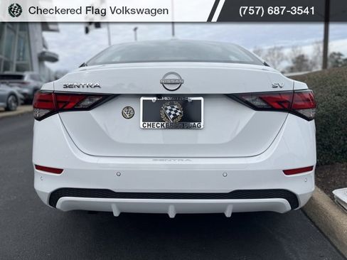 Used 2024 Nissan Sentra SV image 10