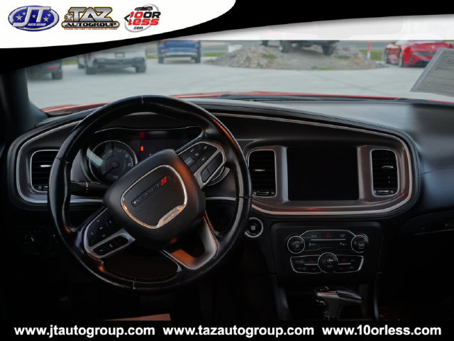 Used 2022 Dodge Charger SXT w/ Plus Group RWD image 22