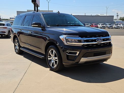 Used 2024 Ford Expedition Max Limited RWD image 4
