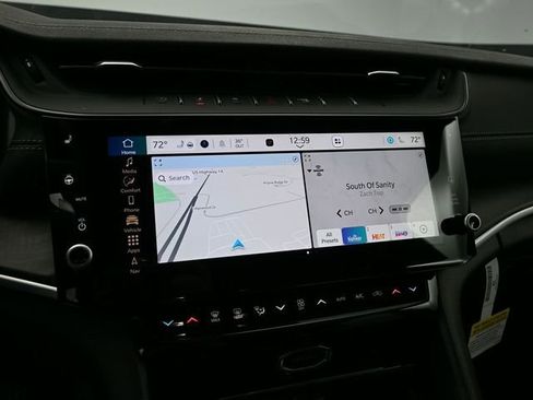 New 2026 Jeep Grand Cherokee Altitude AWD/4WD image 20