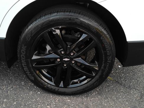 Certified 2020 Chevrolet Equinox LT w/ Sport Edition AWD/4WD image 29