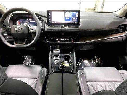 Used 2026 Nissan Rogue Platinum AWD/4WD image 15