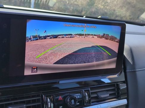 New 2026 Nissan Pathfinder SV image 25