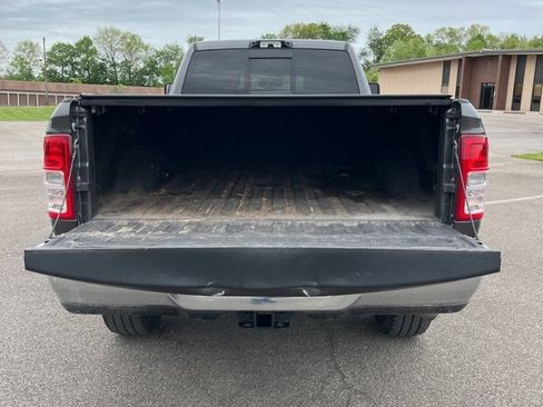 Used 2024 RAM 2500 Tradesman w/ Chrome Appearance Group AWD/4WD image 7