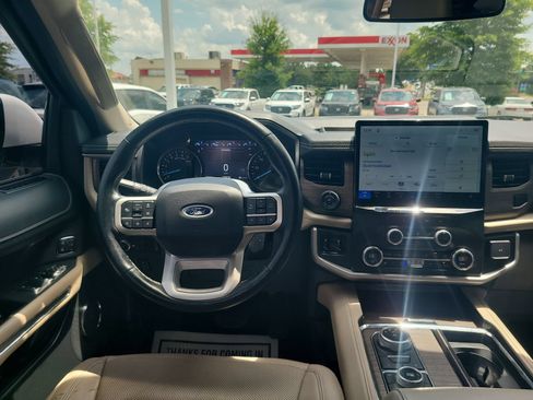 Used 2022 Ford Expedition Max Limited AWD/4WD image 26