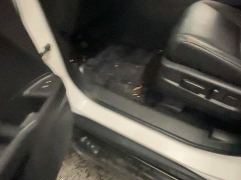 Certified 2024 Honda Passport EX-L image 30
