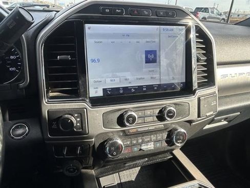 Used 2022 Ford F250 Platinum w/ Tremor Off-Road Package image 23
