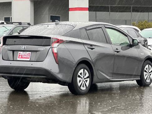 Certified 2018 Toyota Prius Four image 2