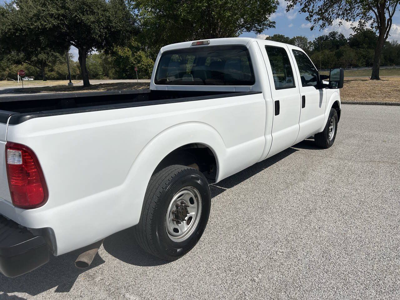 Used 2015 Ford F250 XL RWD image 11