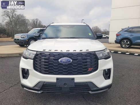 New 2026 Ford Explorer ST w/ Sun And Sound Package AWD/4WD image 10