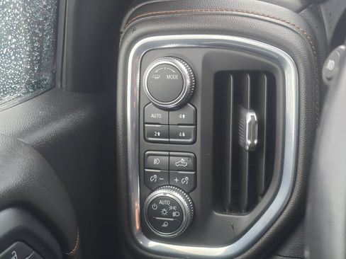 Used 2020 GMC Sierra 1500 AT4 w/ AT4 Premium Package image 27