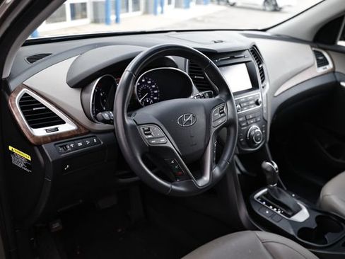 Used 2018 Hyundai Santa Fe Sport image 17