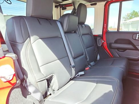 New 2026 Jeep Wrangler Unlimited Sahara AWD/4WD image 47