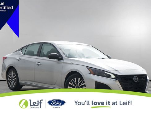 Used 2024 Nissan Altima 2.5 SV FWD image 1