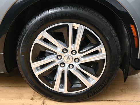 Used 2024 Cadillac Lyriq Tech RWD image 14
