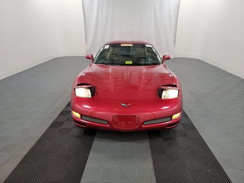 Used 2004 Chevrolet Corvette Coupe w/ Preferred Equipment Group image 2
