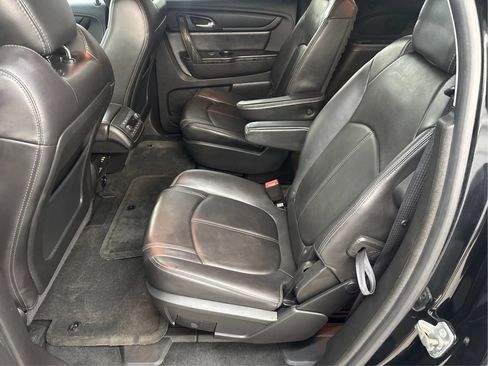 Used 2017 GMC Acadia Limited SLT AWD/4WD image 14