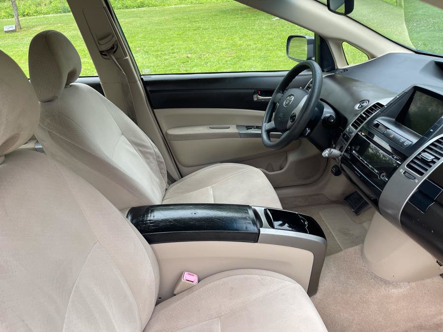 Used 2005 Toyota Prius w/ Pkg 3 FWD image 8