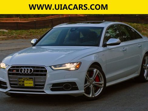 Used 2018 Audi S6 Premium Plus image 2