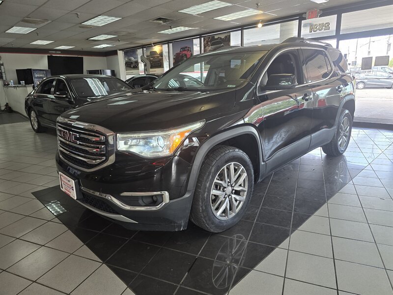 Used 2018 GMC Acadia SLE w/ Driver Alert Package I AWD/4WD image 1