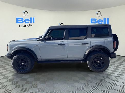 Used 2022 Ford Bronco Wildtrak image 2