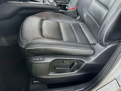 Used 2025 MAZDA CX-5 AWD 2.5 S w/ Preferred Package image 22