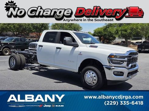 New 2026 RAM 3500 Big Horn AWD/4WD image 1