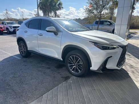 Used 2025 Lexus NX 350 AWD w/ Premium Package image 4
