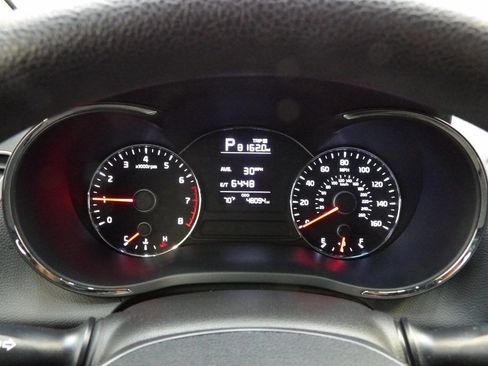 Used 2017 Kia Forte LX FWD image 15